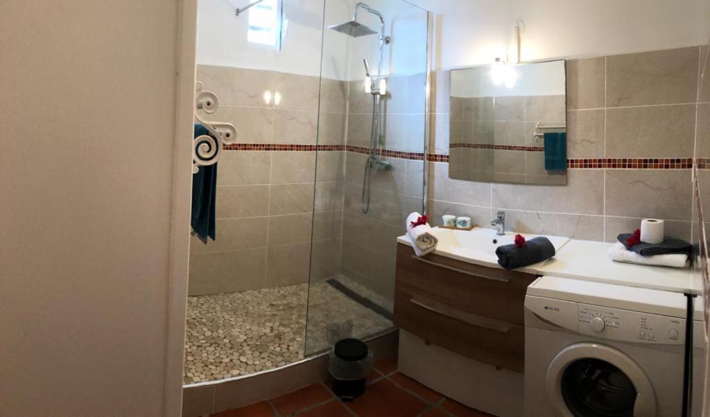 Rez-de-chaussée De à 1 Minute De La Plage Appartement